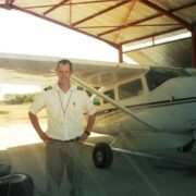 坠机后，他成为家族里第八位客死异乡的人