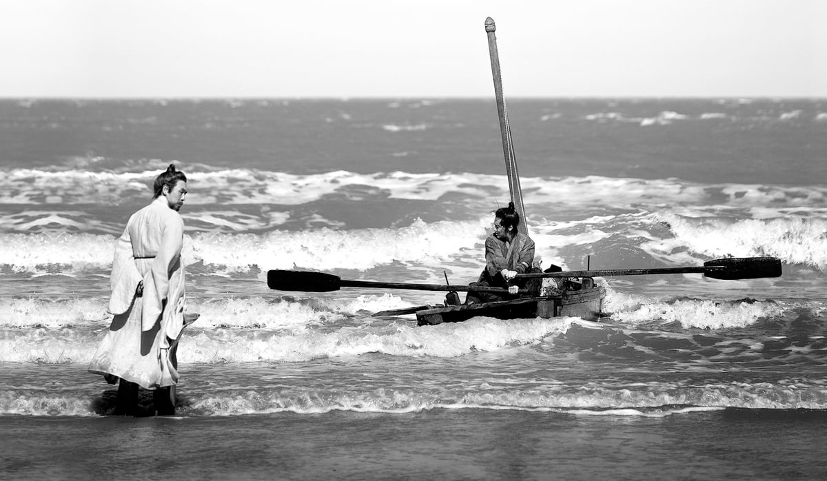韩国电影黑马《兹山鱼谱》：来者不拒，海胆化鸟