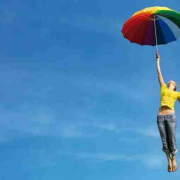 《三十而已》：突围吧，“搭一条实心的梯子”