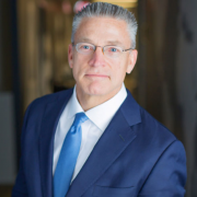 卧底解救女童和奴隶：基督徒找回行动的勇气