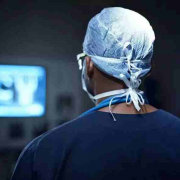 四位基督徒医生：疫情中，我们的回应与行动