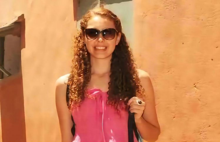 她从毁灭迷雾中走出，爱上非洲 ——从曼哈顿名模到非洲宣教士