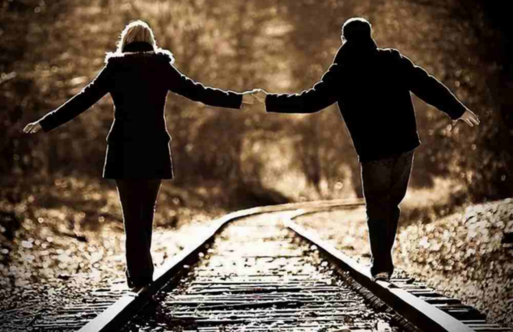 情人节特稿 | 苏茜：与司布真肩并肩的女人