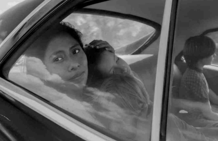 《罗马》：女人，总是孤身一人？