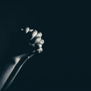 向神敞开的北大夫妇：藉抑郁症我看清自己的罪 | 神让我无处可逃