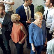 你我都爱混圈子？