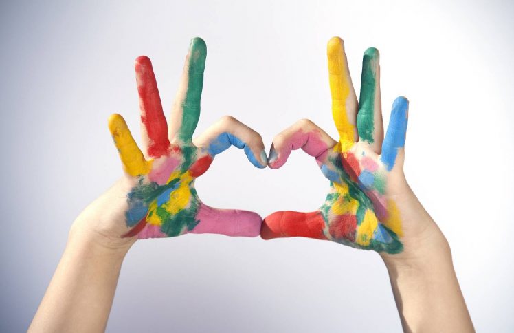 “你长得不好看？你们看看我”—— 在秀脸的世界得自由