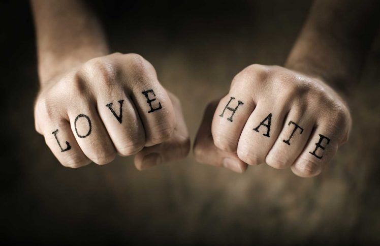 北大博士12年不回家，拉黑父母6年，你怎么看？