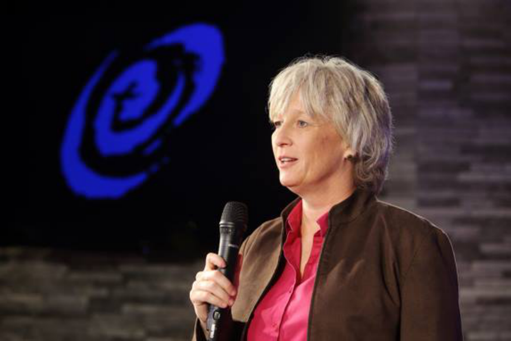 美国病毒学家罗勃兹：疫情秋季可能重来，保护最脆弱的人！