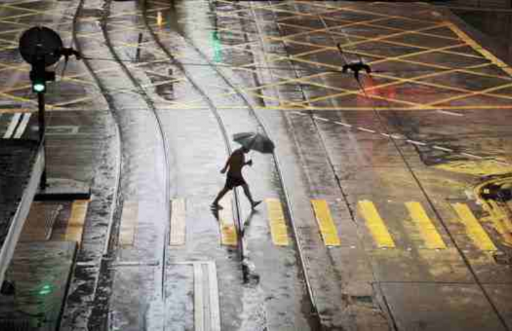 脚踏实地，我在香港心有平安