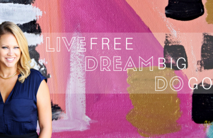 走下脱衣舞台的哈莫妮：疫情令网络色情增加