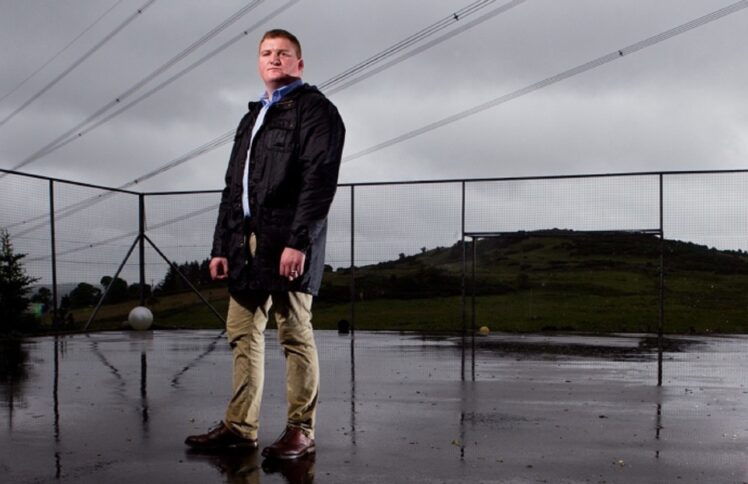 当最暴力的囚犯放下拳头，走出牢房