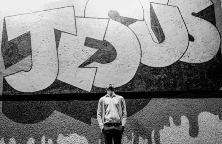 舍己先要找到自己，不然舍的只是“假我”