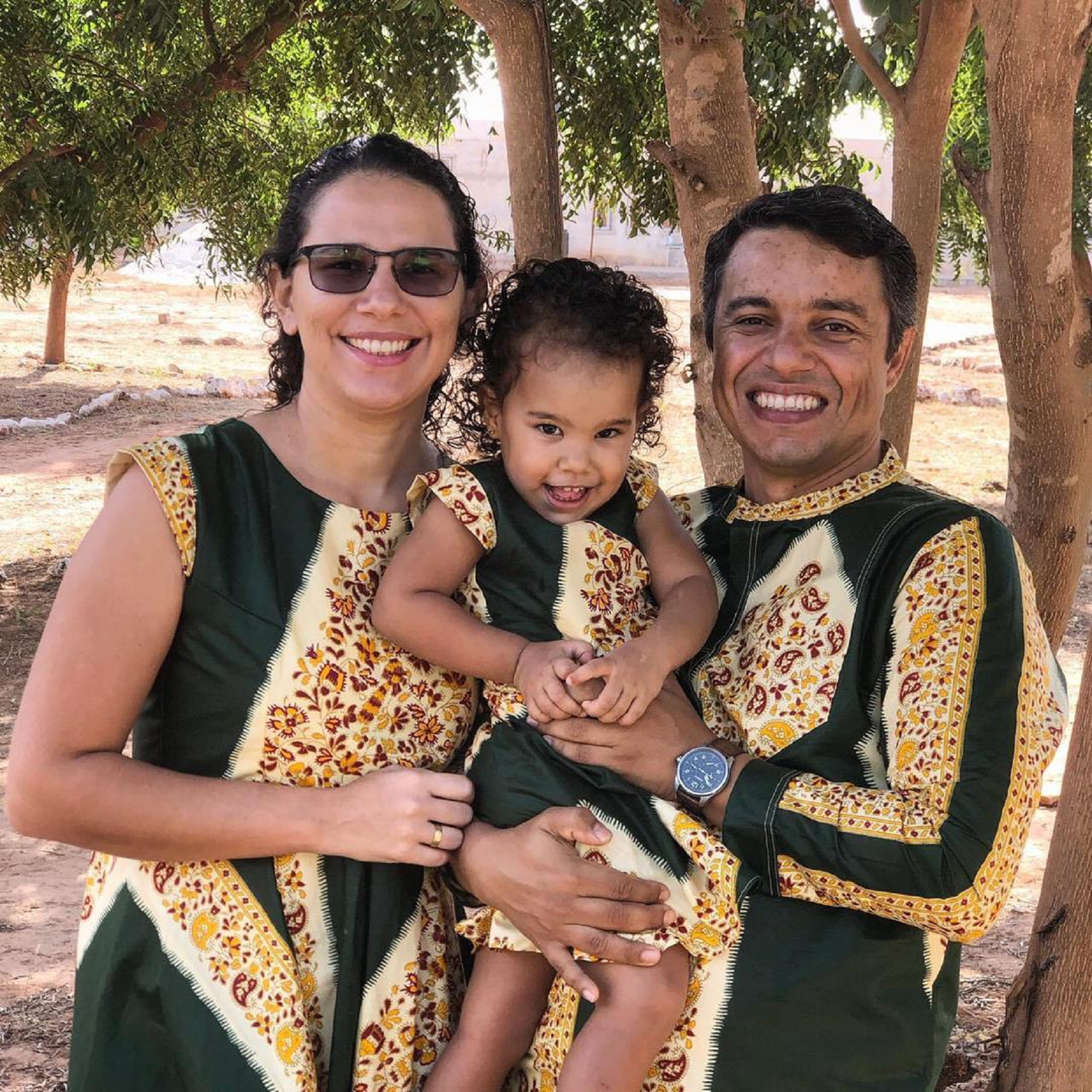 变卖一切跟随主——记麻风村安德森牧师夫妇