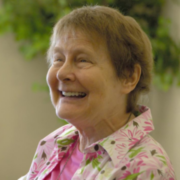 唐慕华离世:被30种疾病,炼成“最温柔的力量”