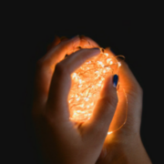 原来我们最不擅长的事，就是祈祷