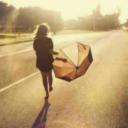 我的人生要经历十万次不停回头——95后女孩的信仰自白