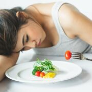 女儿得了厌食症之后