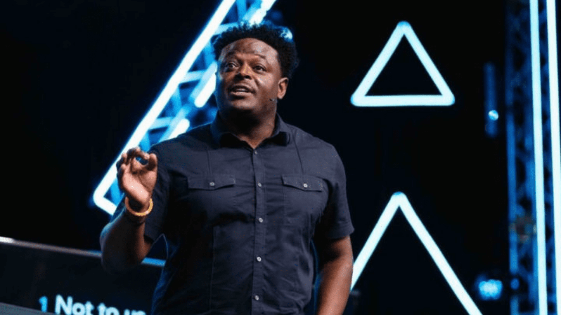 职业橄榄球曾是我的上帝