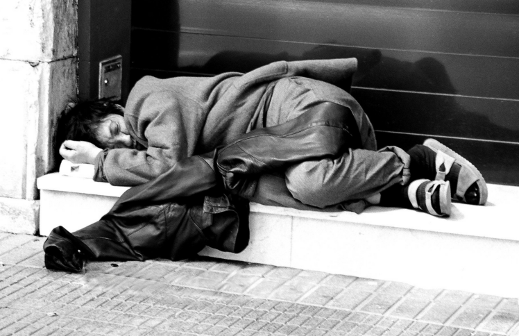 垃圾桶边的爱——张斌和他的好撒玛利亚人客栈