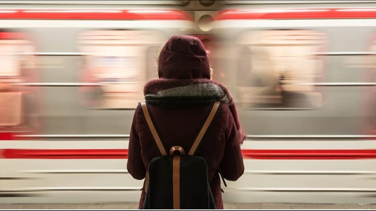 “北漂”的爱情滋味——观电影《微信时代的文艺爱情》有感