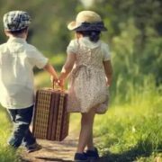 家有俩宝如何不争宠？