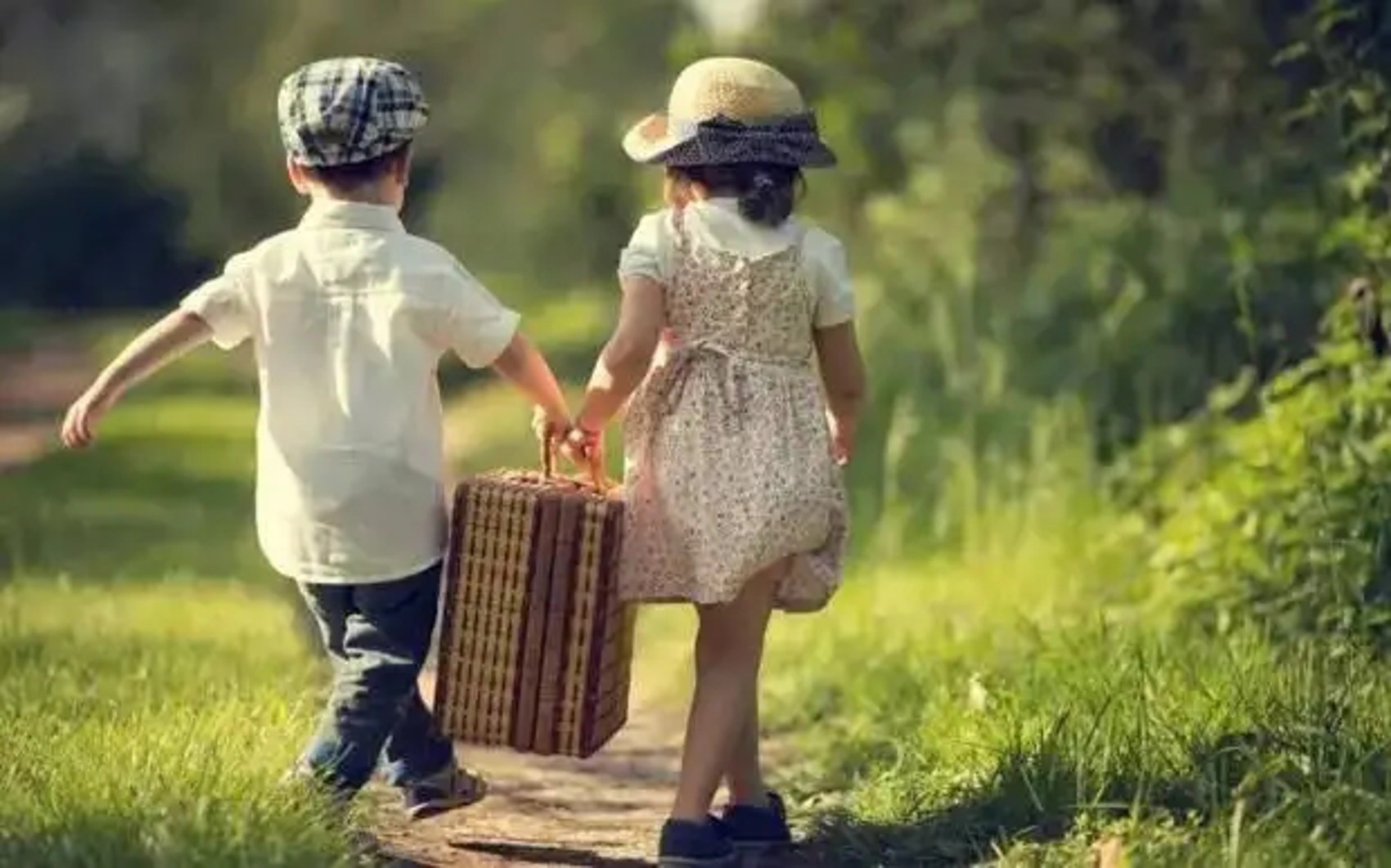 家有俩宝如何不争宠？