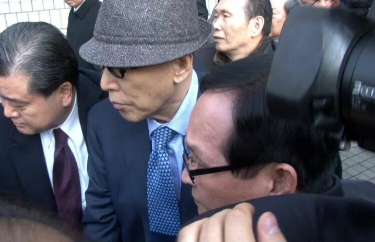 谁捂住了教会腐败的盖子？——30位长老控告全球最大教会牧师调查