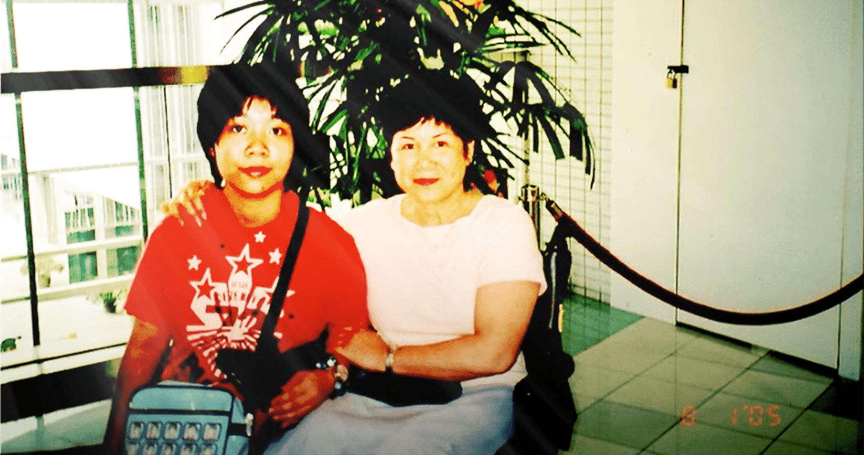 轮椅上自由的小鸟、世上稀有“生物”苏金妹