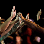 “邪恶只会使我们更复兴”——德州最大枪击案发生教会的四个主日