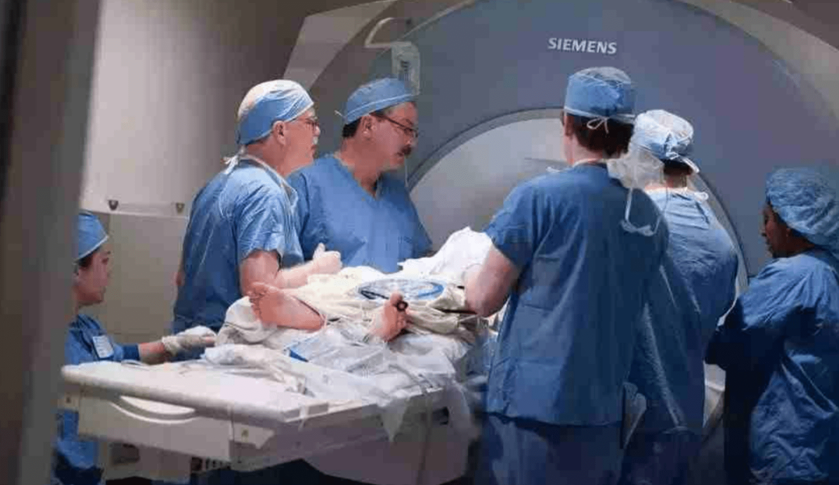 <strong>拯救“玻璃心”男孩六六</strong>