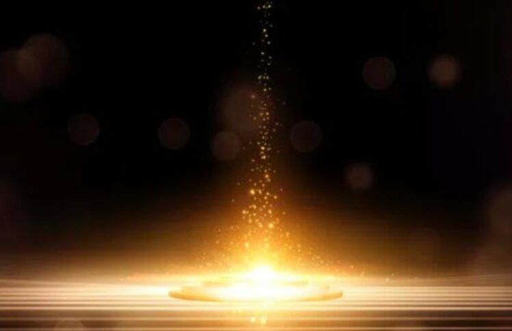 <a href="http://mp.weixin.qq.com/s?__biz=MzA4MzA2MTMzMA==&mid=204167941&idx=1&sn=b312a727f743eceebe44bf9e4cf1a2c8&chksm=1623c43821544d2e13ad42ae93c509b67bfdef7733cb0e74547f1151002188c17224dddd5d6b&scene=21#wechat_redirect">在漆黑的人生中，我遇见了光——一个盲人的传奇</a>