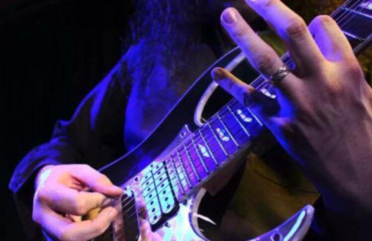 昨夜摇滚，今日磐石——告別17年吸毒史