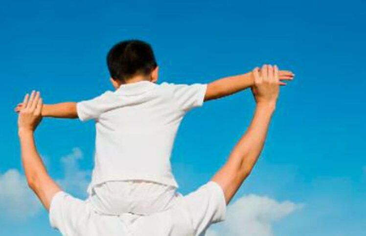 <a href="http://mp.weixin.qq.com/s?__biz=MzA4MzA2MTMzMA==&mid=205638223&idx=1&sn=f394622007e06ce3f609f3e9cafd0e90&chksm=16495572213edc642a7373e35cbb1ee9030d0f444a5cbc9061e7baf2f7887f518779cd4ea312&scene=21#wechat_redirect">和孩子谈论“罪”：它就像一条大章鱼</a>