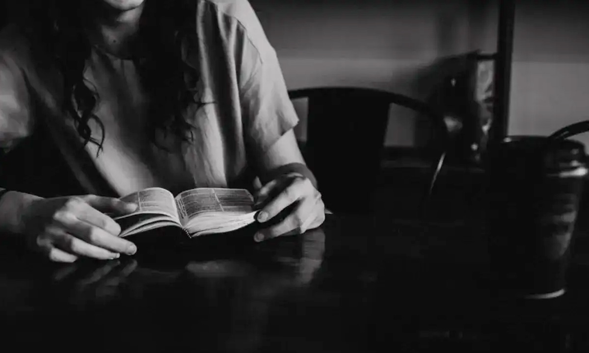 <strong>你爱我比这些更深吗？|韩冰原创第5辑</strong>