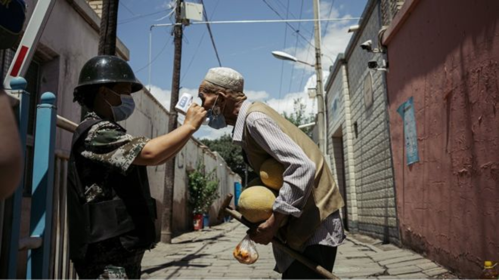 疫情封控之下，我在新疆生三胎