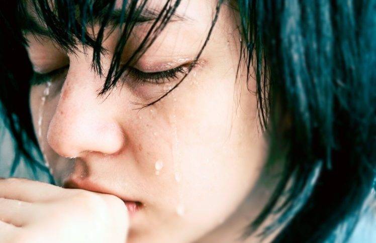 两位被猥亵、性侵女孩的自述:祂除去我一切的羞耻